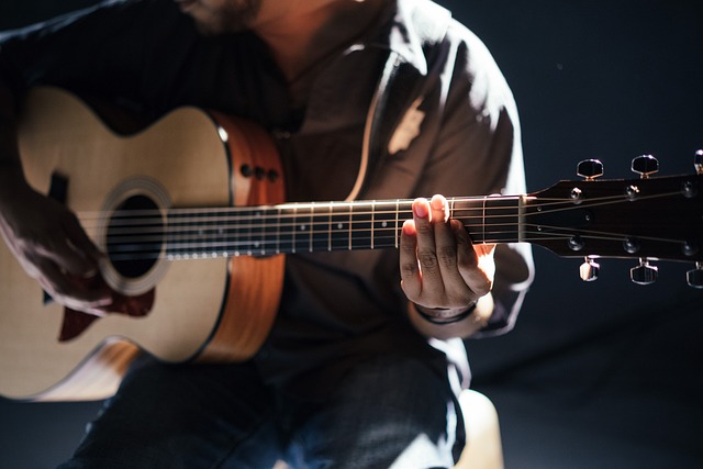 Aprendendo a Tocar Violão: Dicas para Iniciantes