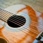 Violão Popular ou Violão Erudito: Qual a Diferença e Por Onde Começar?